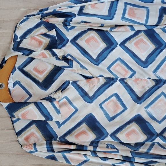 First Love By Lovelyn Abstract Geometric Print Blouse Long Puff Sleeve Satin - Picture 2 of 12